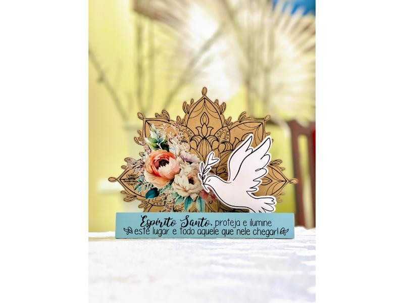 ENFEITE-DE-MESA-COM-APLIQUE-ESPIRITO-SANTO...BENCAO-16X20X3,5